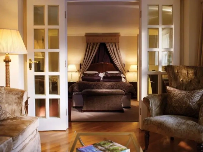 Standard Suite
