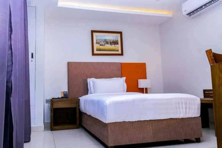 Canary Hotel