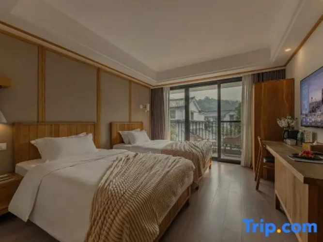 Standard Double room with balcony