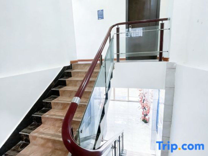 E Home Hotel Guilin