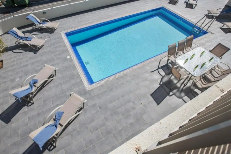 Twin Villa