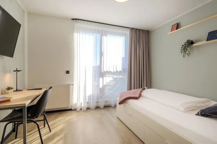 Apartment with balcony