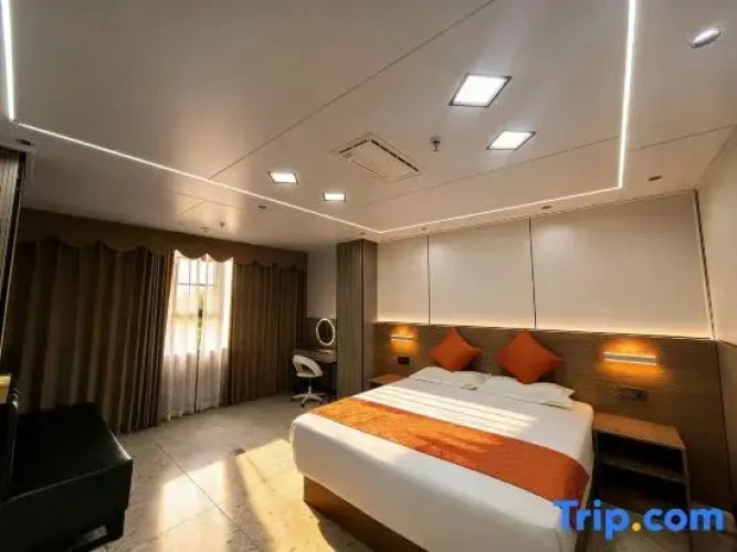 1 Bedroom Suite