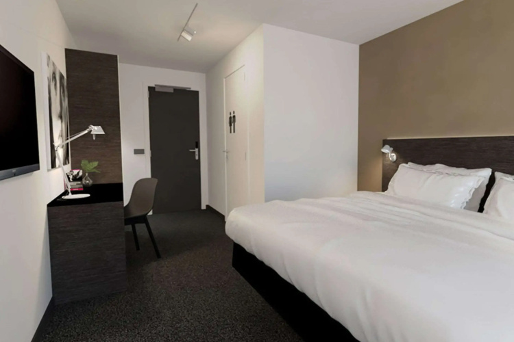 Clarion Hotel Sense