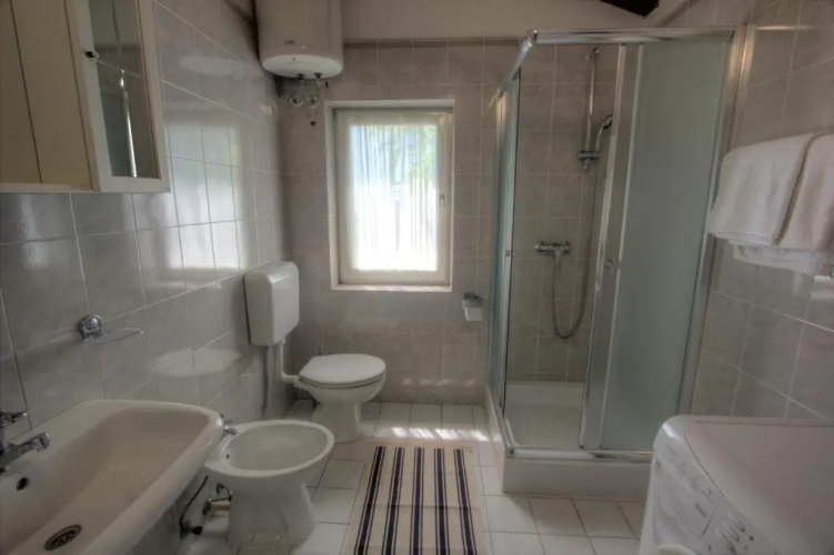 Apartments Punta Kolova