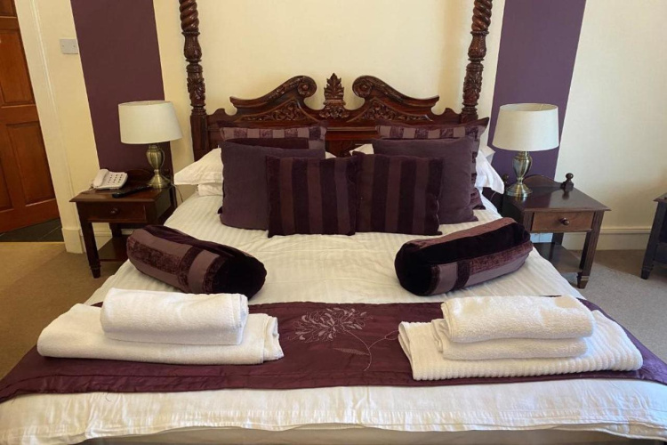 Avonbridge Hotel
