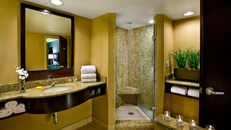 Crowne Plaza Lombard Downers Grove photo 9