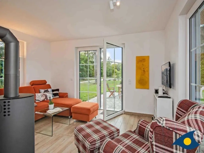 2 Bedrooms Cottage