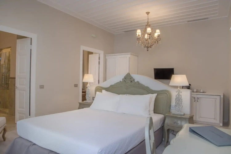 Family 2 room Suite