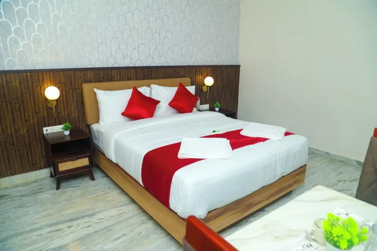 Castle 360 Inn