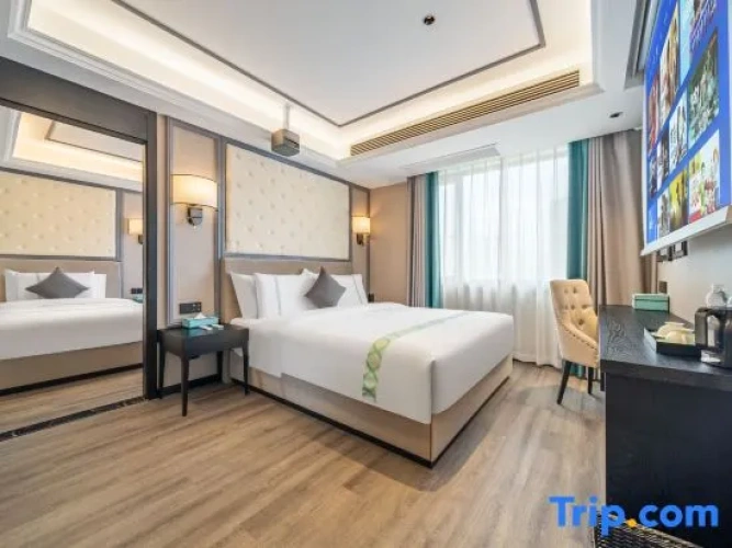 Deluxe Triple room