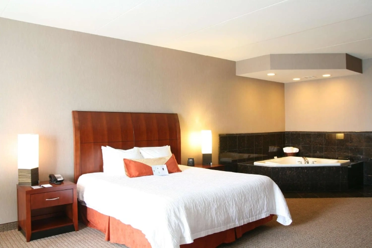 1 Bedroom Double Suite