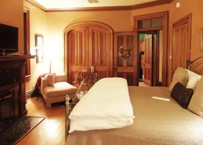 Boyden House Inn B&B