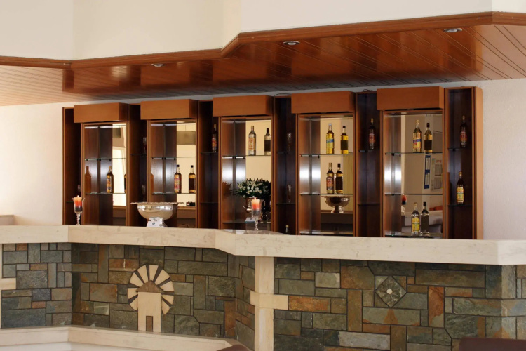 Euroxenia Marathon Hotel