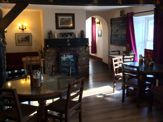 Hunters Lodge Inn