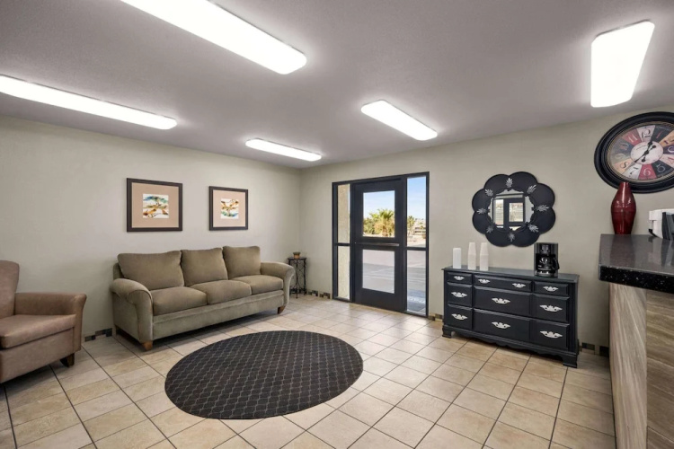 Oak Tree Inn Yuma