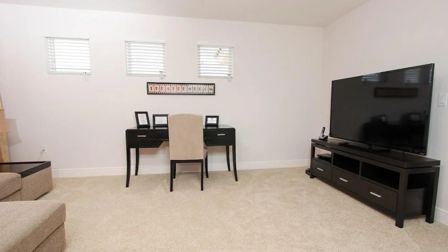 4317 Acorn Court