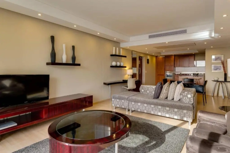 2 Bedrooms Quadruple Apartment
