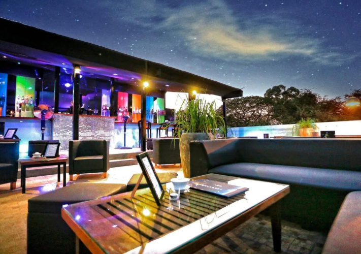 Moloppor Cafe Hotel