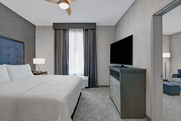 Accessible Double Suite
