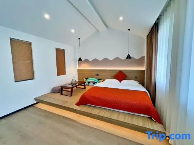 Suite with balcony and with courtyard view