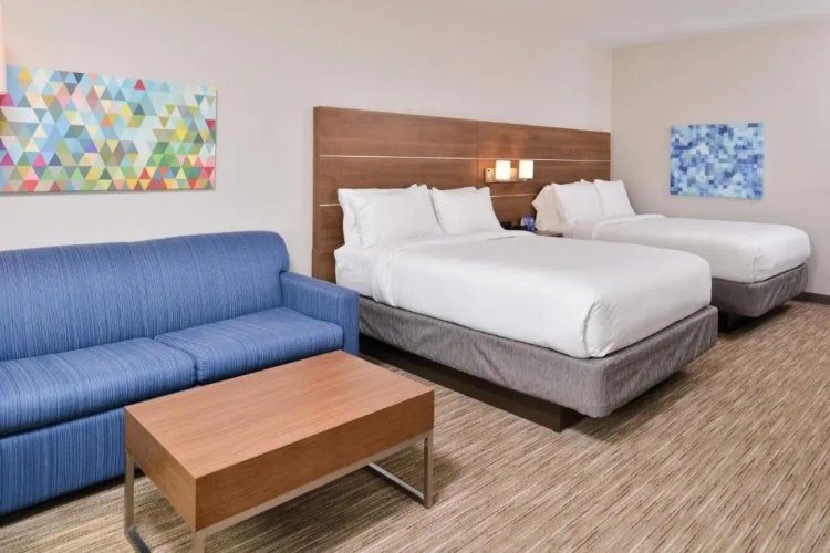 Quadruple Suite