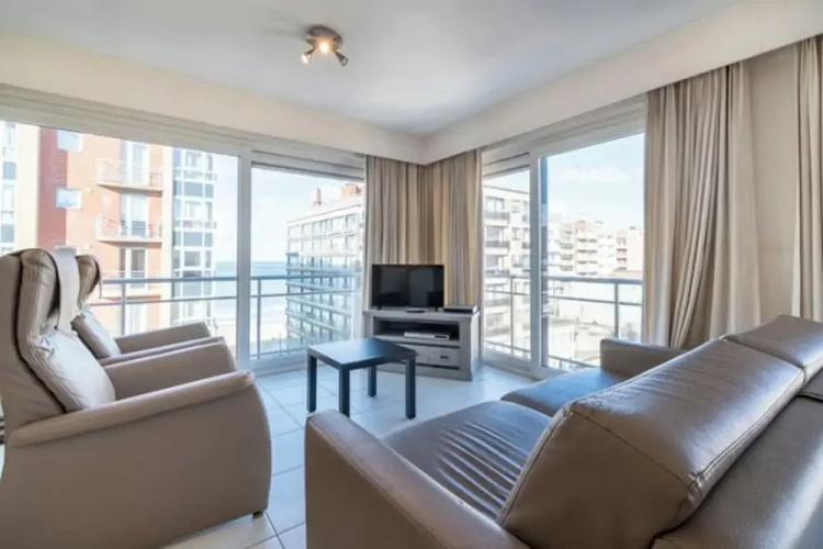 Apartment in Middelkerke With Sea View