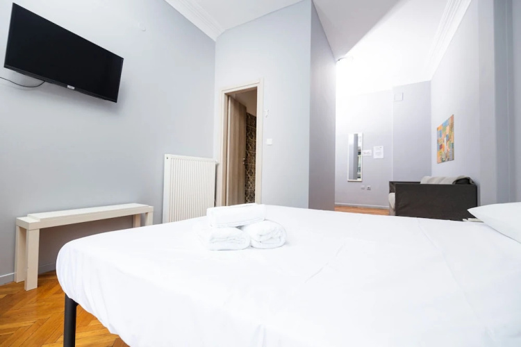 Egnatia Central Spacious 3 Bd Apt