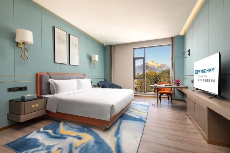 Deluxe Double room with mountain view