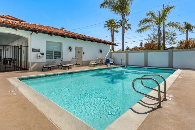 Best Western Plus Capitola By-the-Sea Inn & Suites photo 19