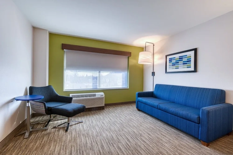 Quadruple Suite