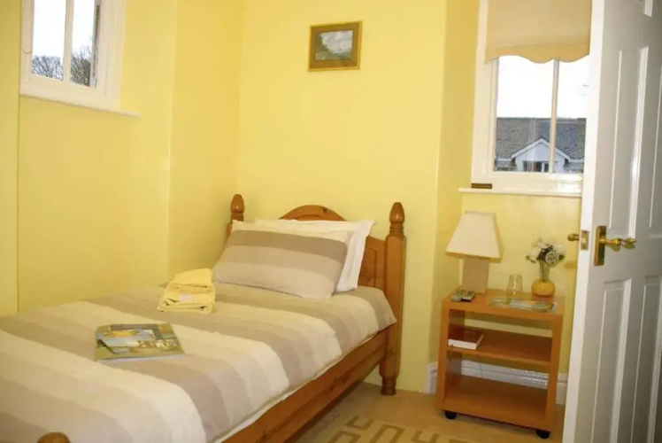 Adam Place Guest House - BB