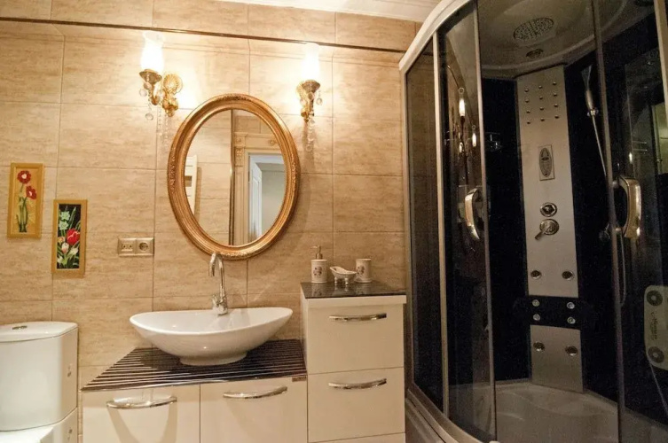 Blue Tuana Suite