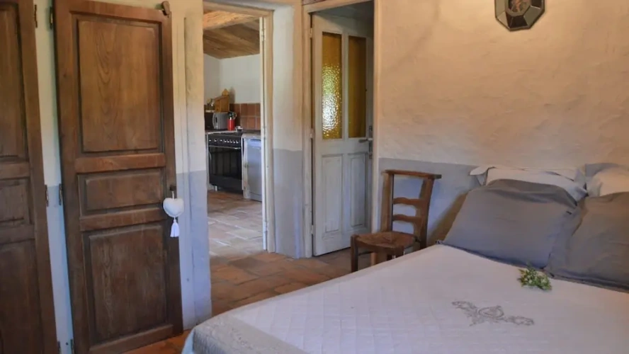 2 Bedrooms Cottage