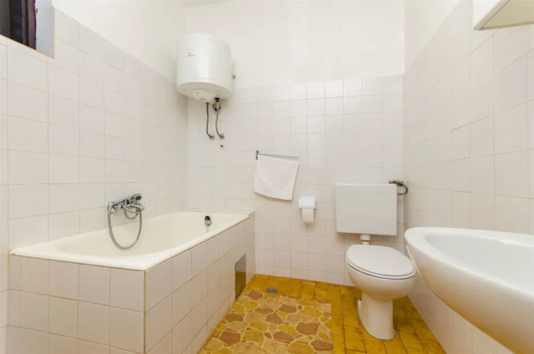 Apartment Ante