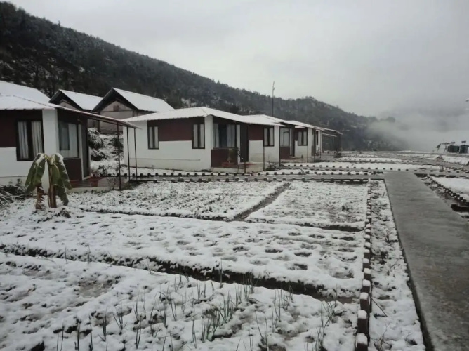 Buransh Heli Resort