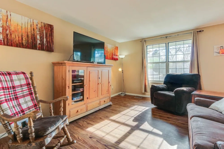2 Bedrooms Cottage