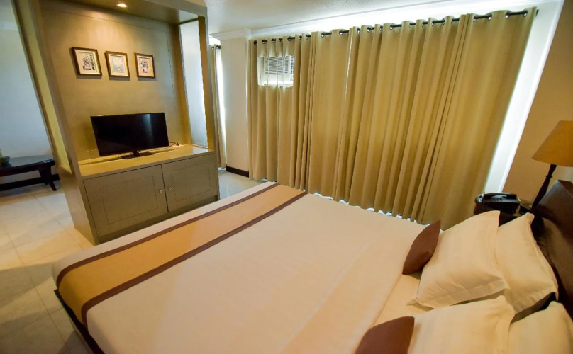Hotel Tavern Surigao