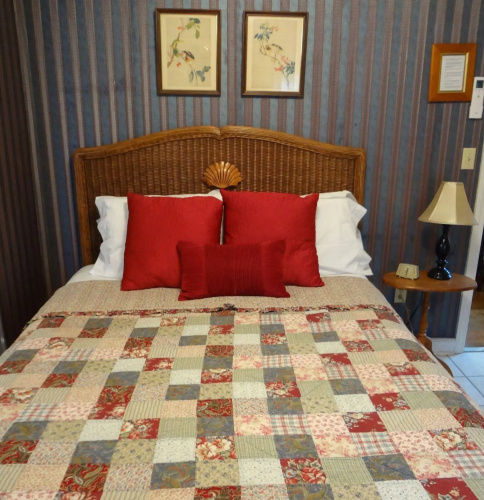 The Henry Collins Inn