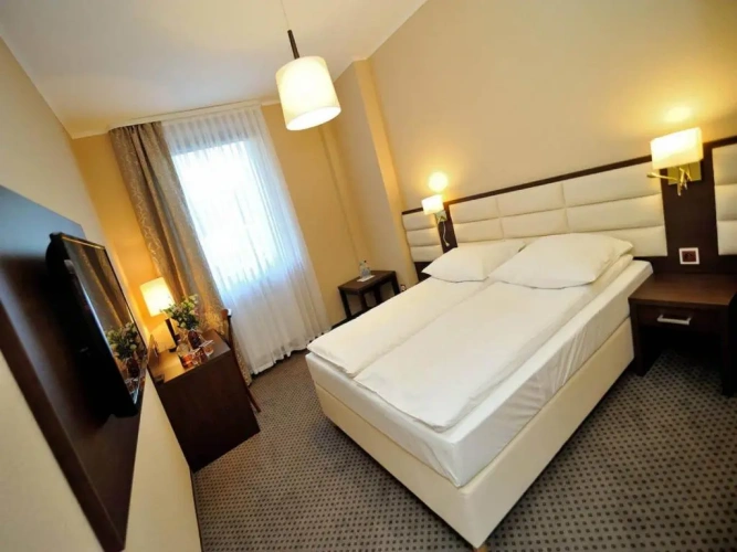 Business Single room with view