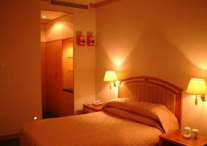 Phoenix Mountain Hotel