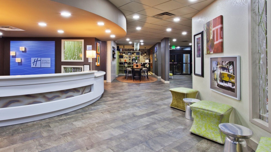 Holiday Inn Express Atlanta Galleria Ballpark Area photo 20