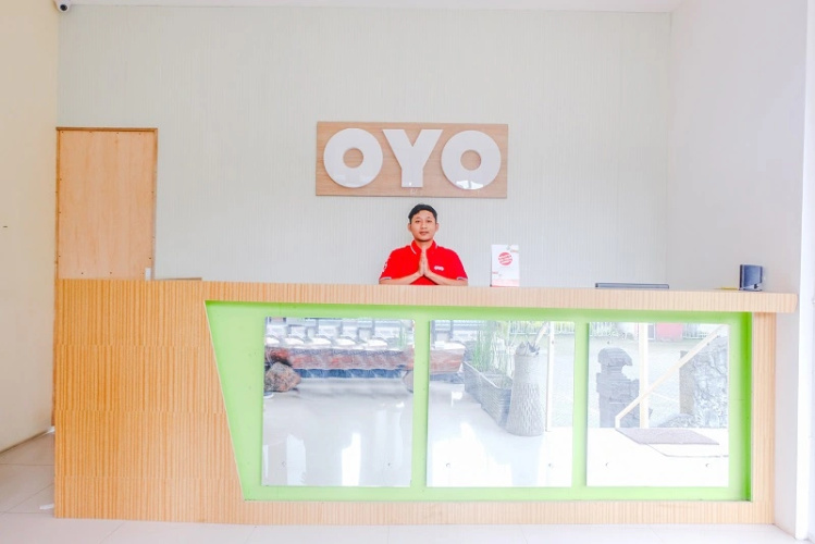 Oyo 667 Demilo Inn