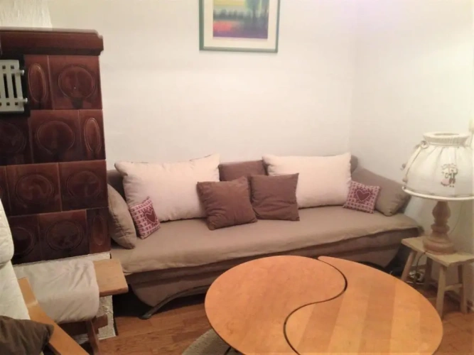 2 Bedrooms Cottage