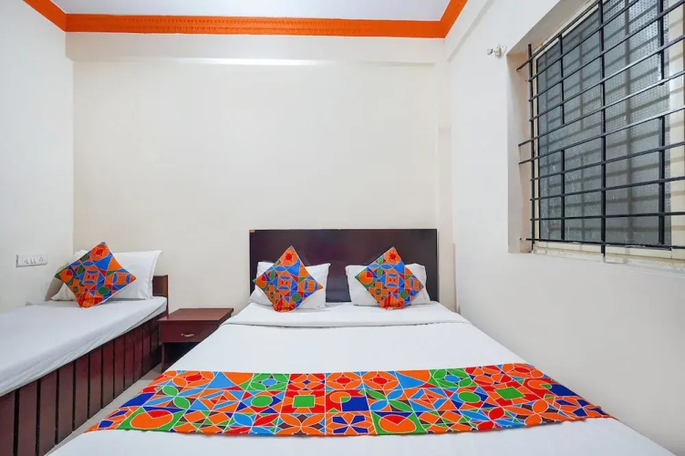 Fabhotel Century Gardens