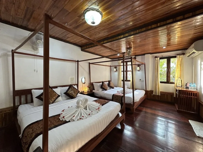 Deluxe Quadruple room