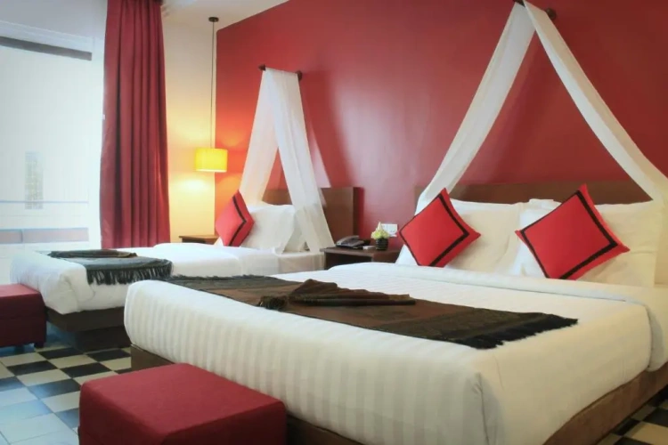 Deluxe Twin room with balcony