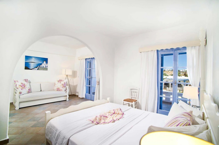 Koufonisia Hotel & Resort