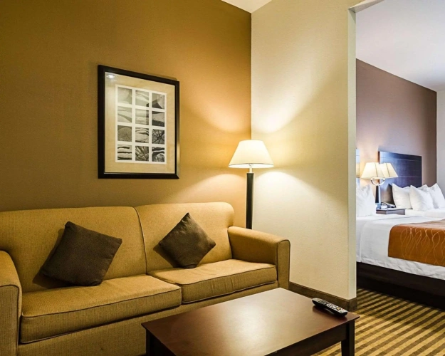 Quadruple Suite