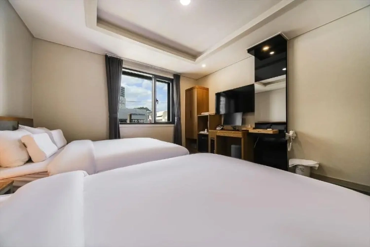Deluxe Triple room